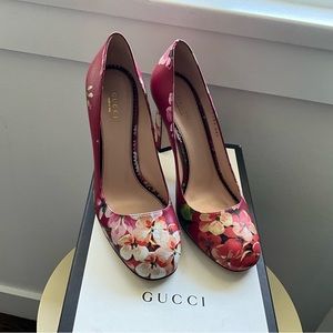 Authentic Gucci Bloom Floral Heels